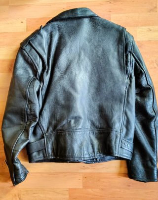 Cazadora de cuero AMI Talla L/40 London
