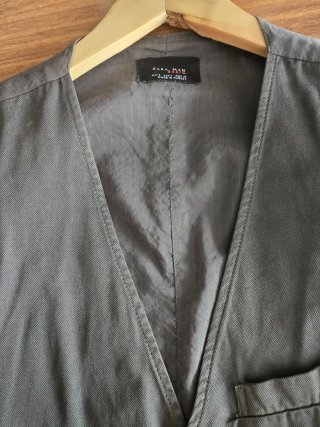 Traje de chaqueta gris a cuadros