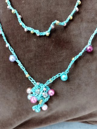 Collar ganchillo doble con perlas
