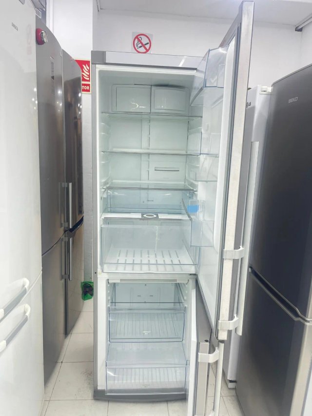 Nevera marca Electrolux con garantía Transporte