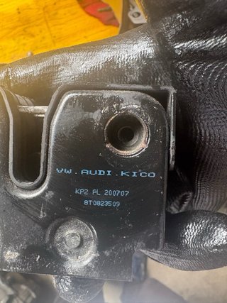 Cerradura Capó Audi