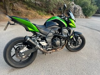 Kawasaki Z750 Naked Negra/Verde
