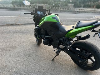 Kawasaki Z750 Naked Negra/Verde