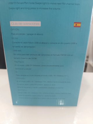 Altavoz Bluetooth Portátil con Micrófono