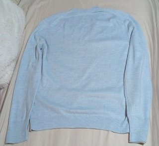 Jersey de algodón azul cuello pico UNISEX