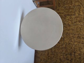 Mesa auxiliar redonda beige