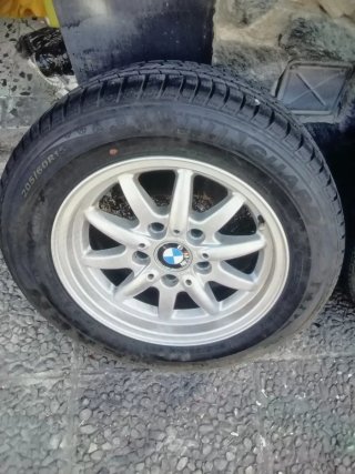 Llantas BMW 7x15 205 60 15 91H