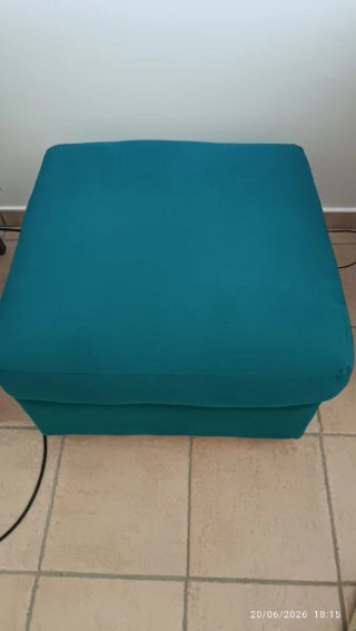Sofa 2 plazas, azulverdoso, material antimanchas.