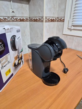 Cafetera Dolce Gusto DeLonghi