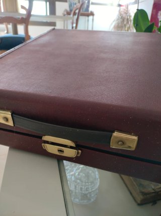 Máquina de escribir Olivetti Studio 44 azul