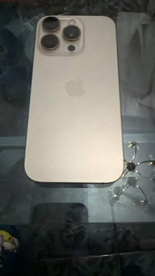 iPhone 16 Pro 256 GB Dorado