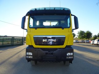 MAN TGS 26 400--CAMIONES CON GANCHO