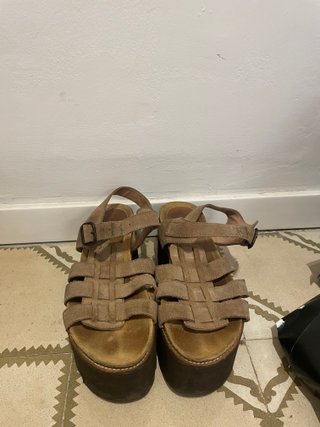 Sandalias Plataforma Camila's Marrones