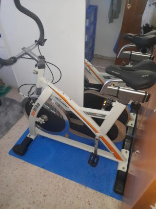 Bicicleta Estática JetBike Blanca