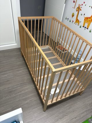 Cuna bebé IKEA madera