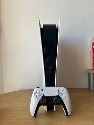 PlayStation 5 (PS5) + mando