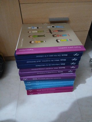 Colección de libros trazo