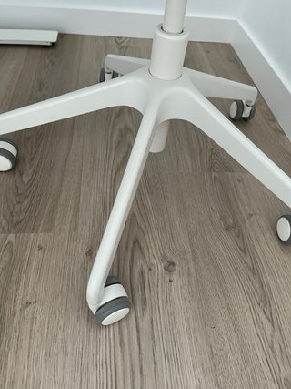 Silla de oficina IKEA HATTEFJÄLL gris