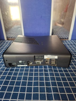 XBOX360 SLIM ORIGINAL NEGRA