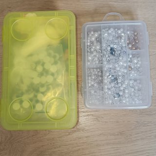 Lote manualidades: flores, perlas, ojos