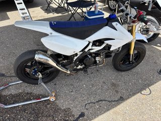 Malcor 212 Supermoto Azul/Blanco