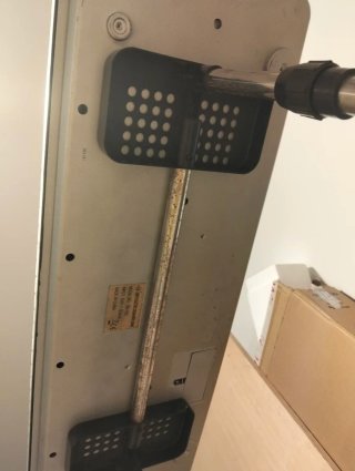 Piano electrónico con soporte