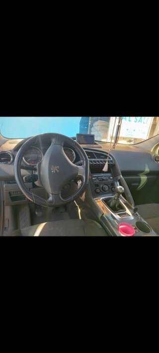 Peugeot 3008 2011