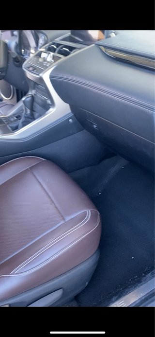 Limpieza interior de coche a domicilio en Valencia
