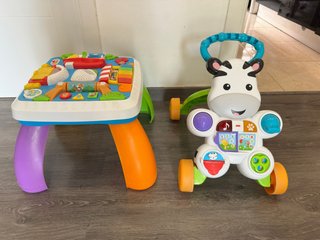 Mesa y andador para bebé