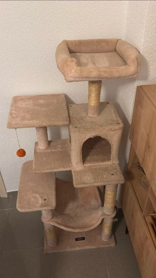Rascador para gatos con varios niveles