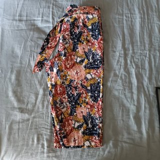 Pantaloni donna tre quarti floreali misto lino