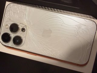 iPhone 14 Pro bianco argento per riparare lo schermo