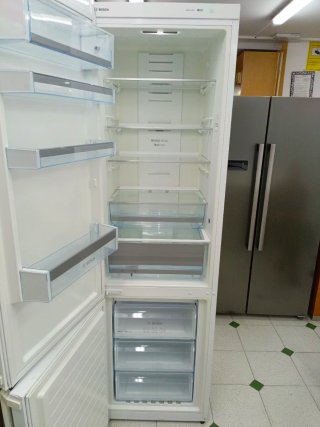 Nevera combi Bosch 200/60cm A++ con garantia envio