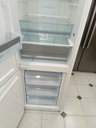 Nevera combi Bosch 200/60cm A++ con garantia envio