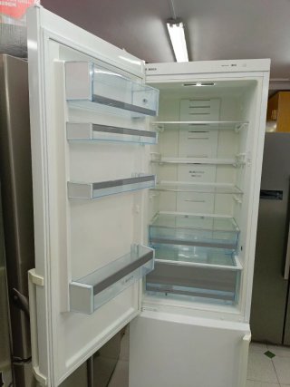 Nevera combi Bosch 200/60cm A++ con garantia envio