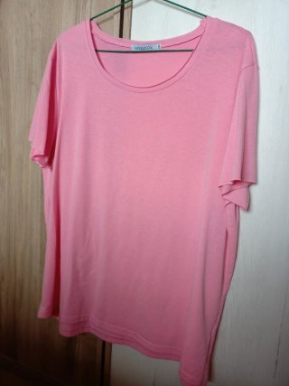 Falda Made in Italy y Camiseta a Juego