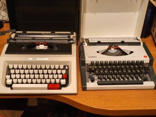 2 Máquinas de Escribir Olivetti y Olympia
