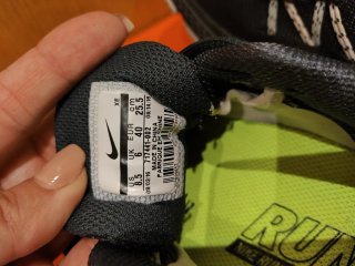 Zapatillas Nike Running Negras Plata