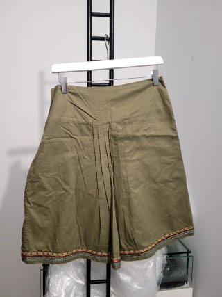 Falda militar bordada Flamenco