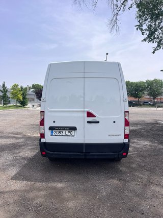 Renault Master 2021 para camper o trabajo fuerte.
