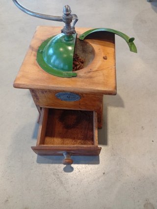 Molinillo de café vintage madera y metal