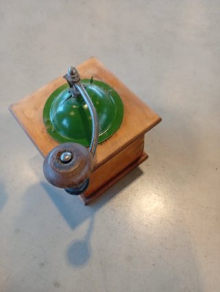 Molinillo de café vintage madera y metal