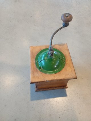 Molinillo de café vintage madera y metal