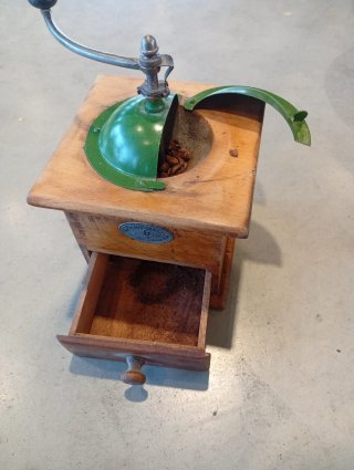 Molinillo de café vintage madera y metal