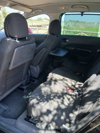 Peugeot 5008 2015