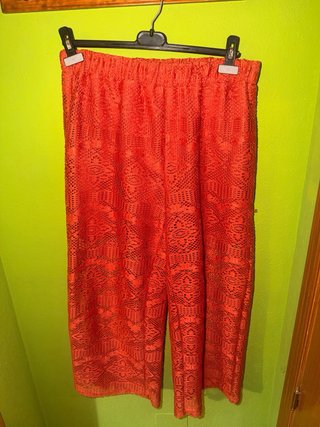 Chaleco y pantalon naranja