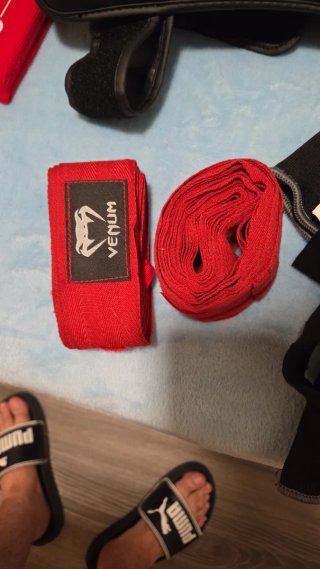 Kit Guantes de Muay Thai/Kick boxing,boxeo y más..