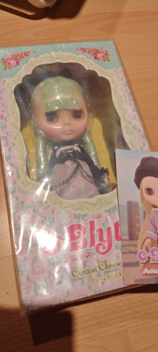 Muñeca Blythe Cream Cheese & Jam Nueva