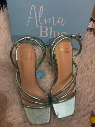 Sandalias Alma Blue doradas y verdes