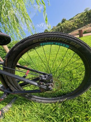 Bici da dirt canyon cucita